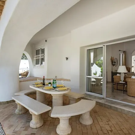 Willa The House By Algarve Holidays Albufeira