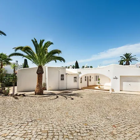 Willa The House By Algarve Holidays